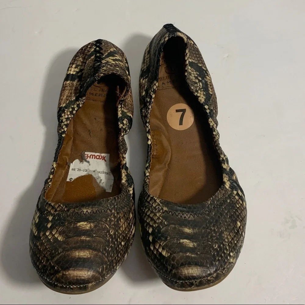 Lucky Brand excellent all